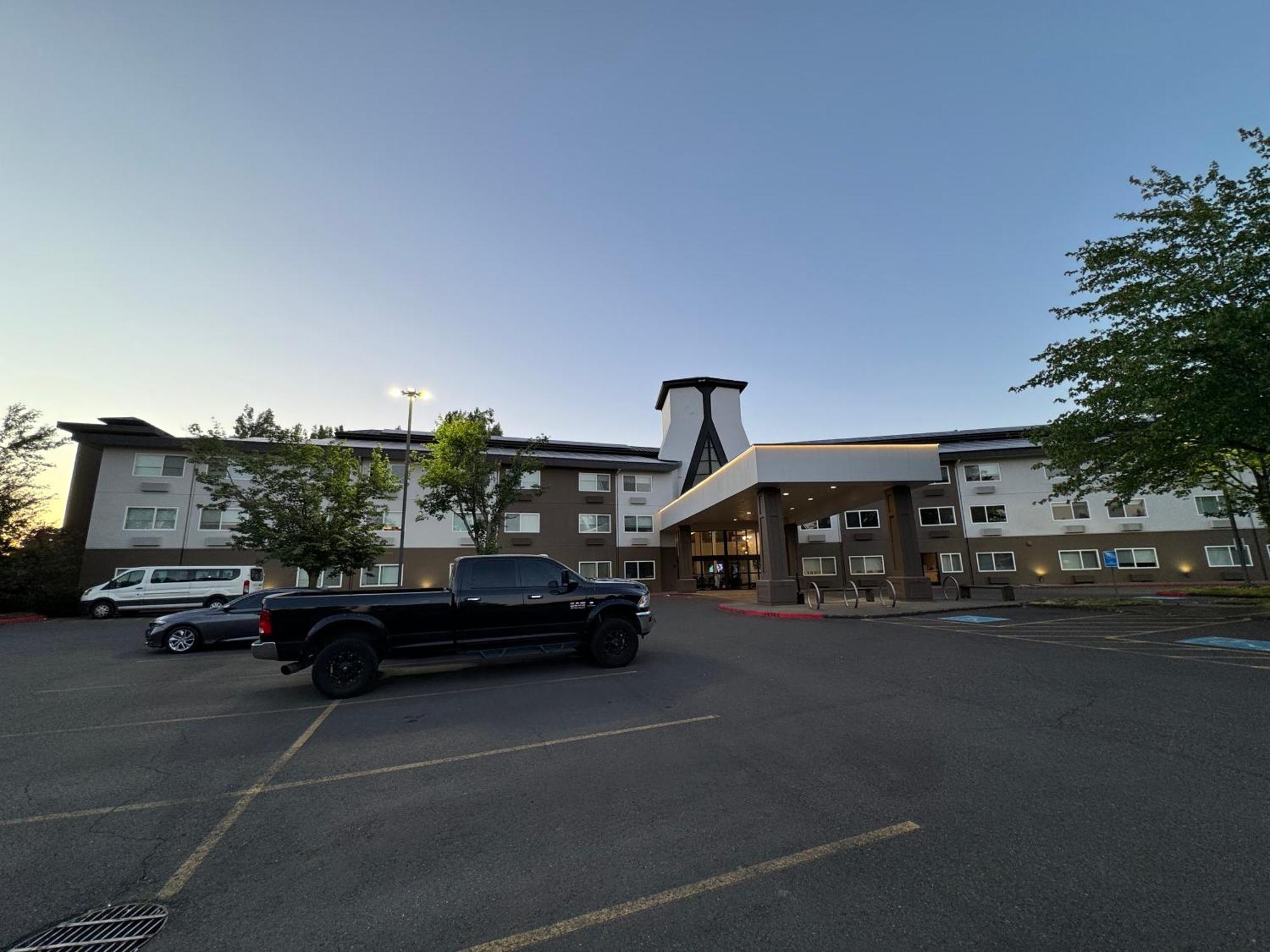 Extended America Premier - - North Hotel
